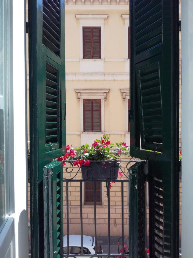 Ferienwohnung Cairoli 79 Bari Exterior foto
